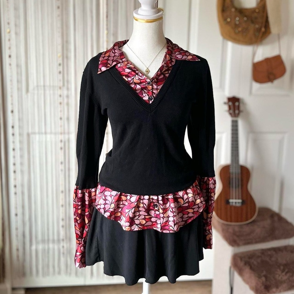 bisou bisou sweater top with collared abstract undershirt